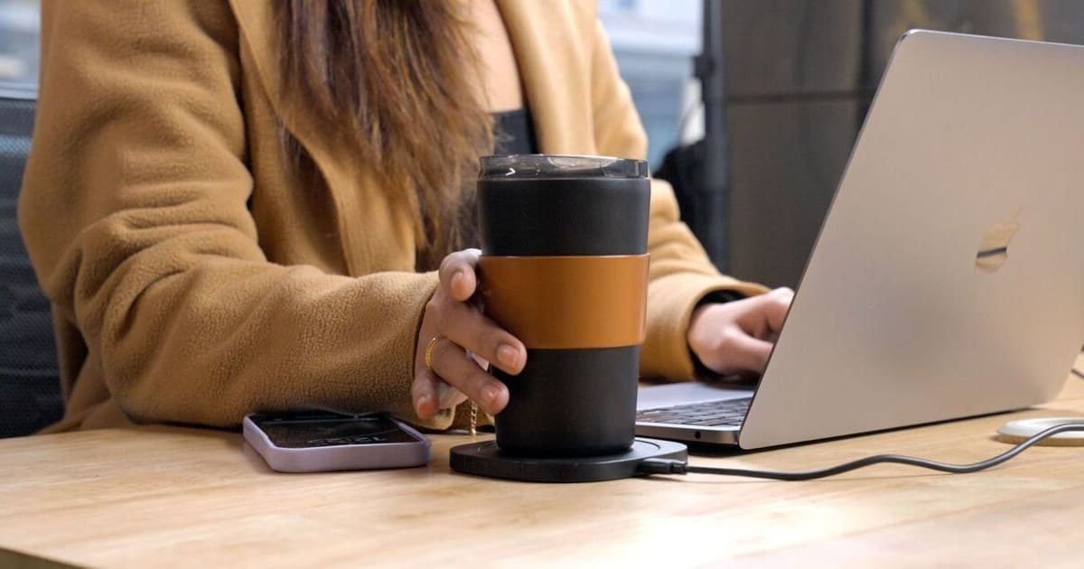 The World's First True Wireless Self-Heating Mug