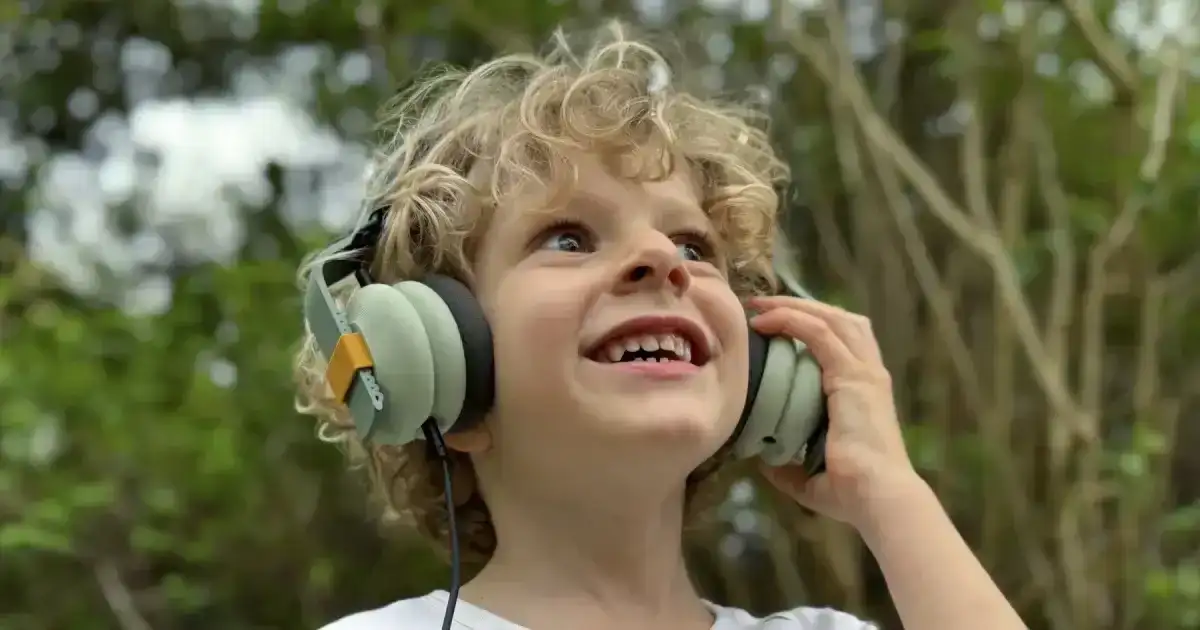 Kibu: Kid's Headphones you Build, Repair, Recycle