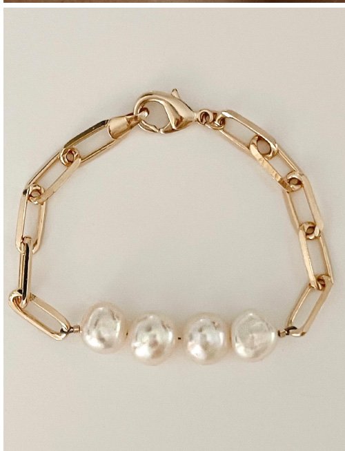 IN THE PEARLS BRACELET