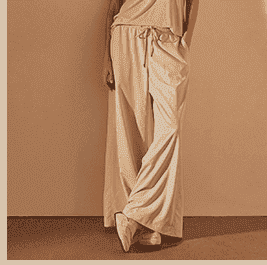 LIGHTWEIGHT MATTE SATIN WIDE LEG PANT