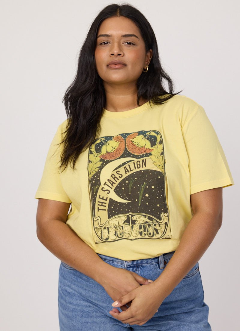 Estrella Vintage Graphic Tee