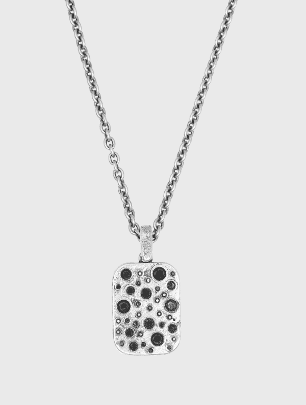 PENDANT NECKLACE WITH BLACK DIAMONDS