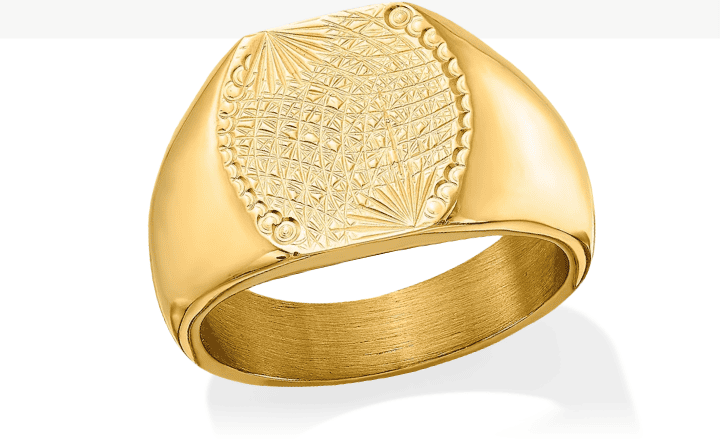 Yellow gold signet ring for men.