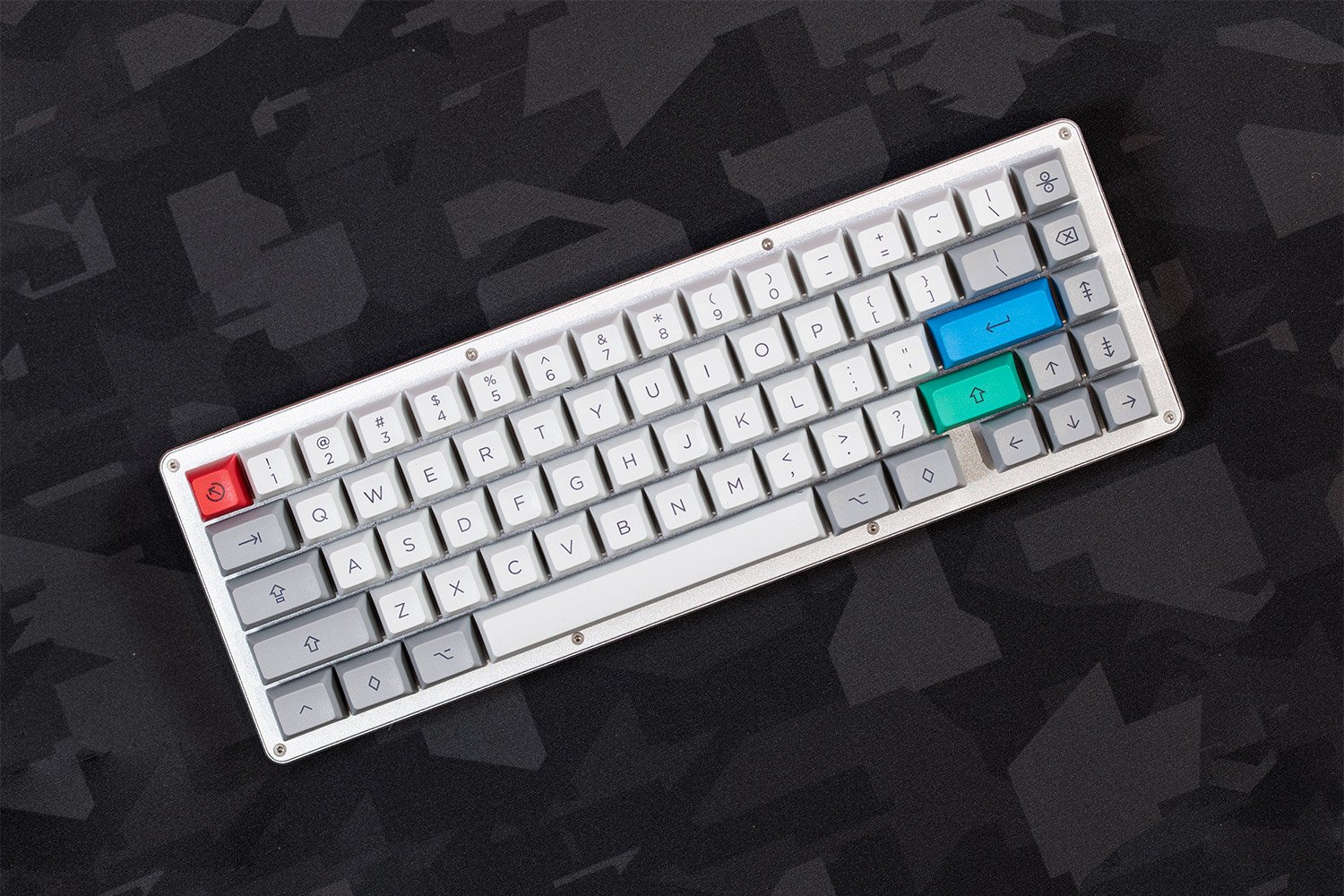 https://kono.store/collections/on-sale-collection/products/gmk-honeywell-co-keycap-set