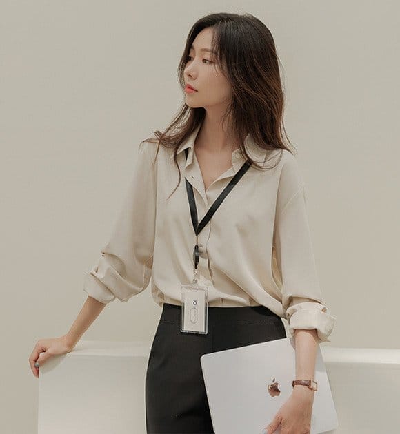 Image of Wrinkle-removing Relaxed Fit Stretch Blouse