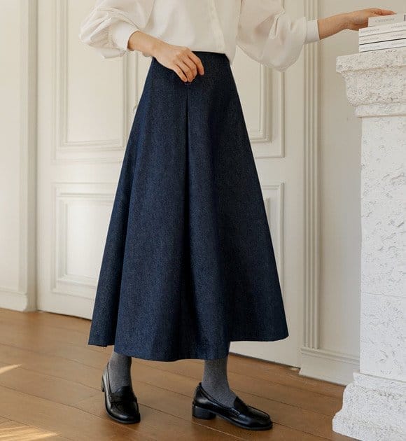 Image of Faver Pleated A-line Denim Skirt