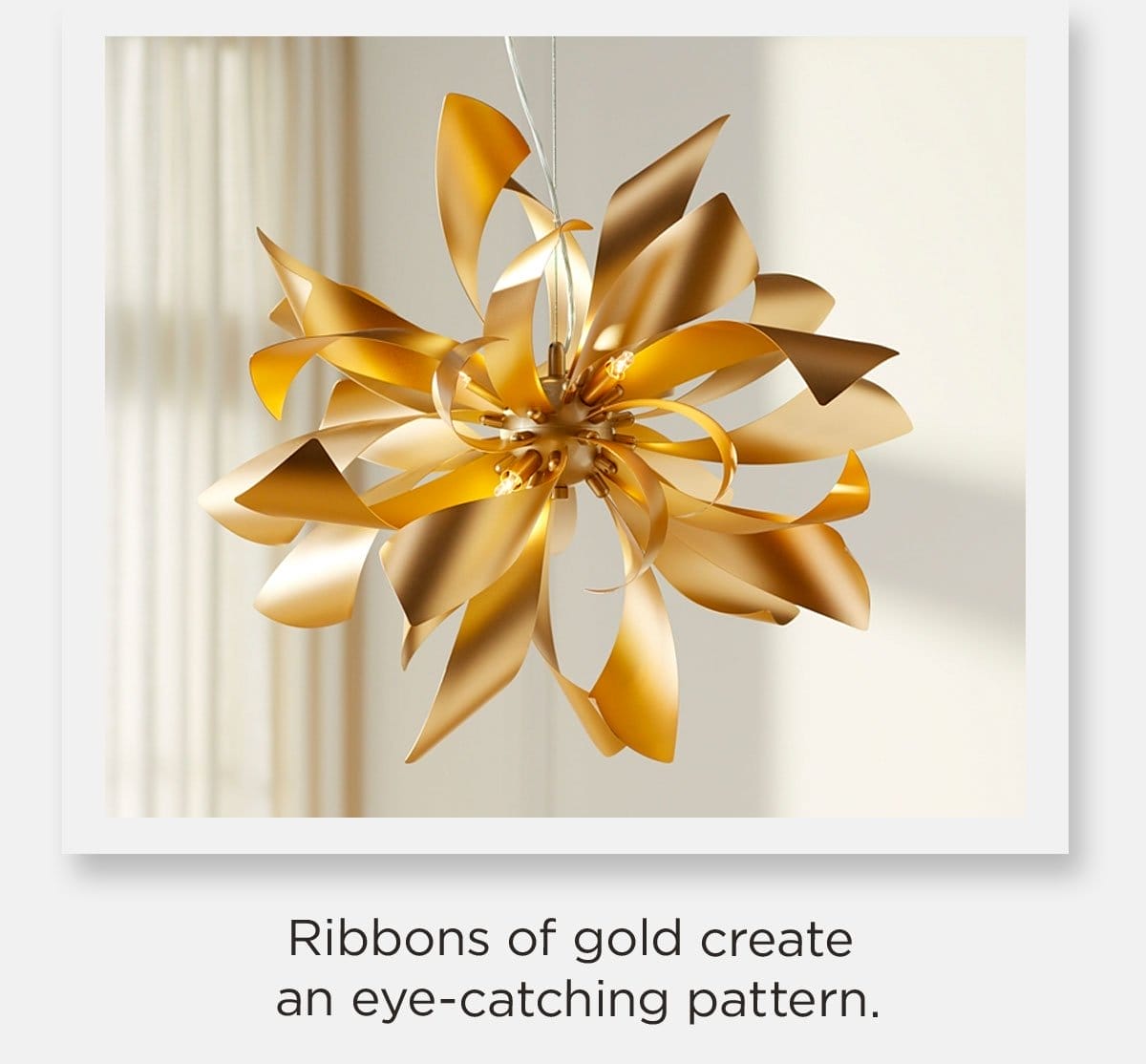 Ribbons of gold create an eye-catching pattern.