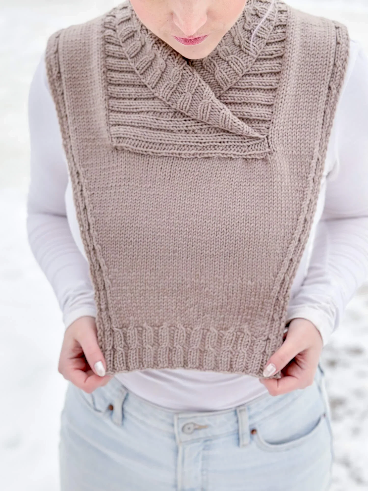 Image of Knit Kit - Crossed Cable Collar