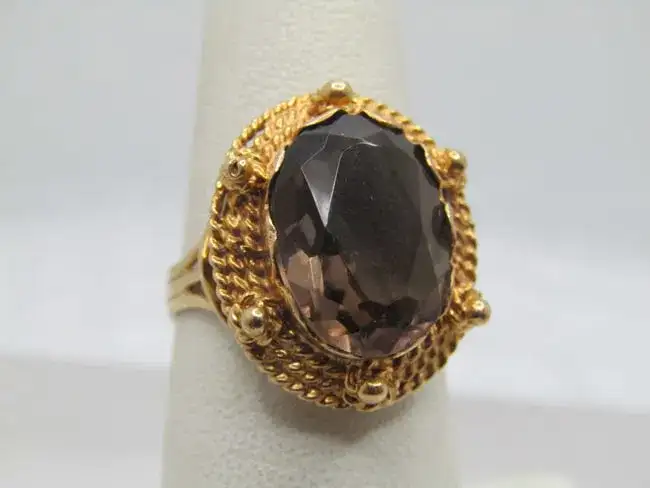 Vintage Vibes: Baby Boomer Jewelry Auction