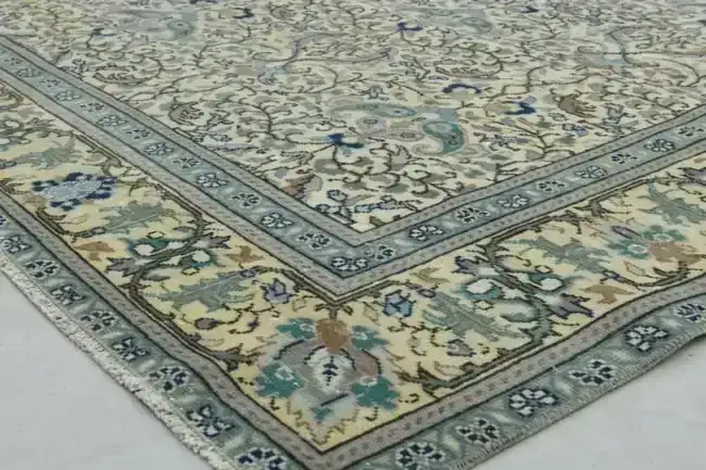 Ottoman Opulence: Turkish Rugs Auction