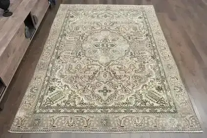 Ottoman Opulence: Turkish Rugs Auction