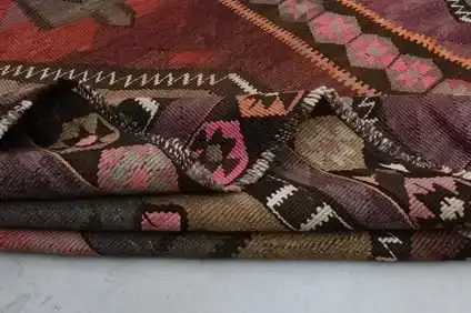 Threads of Tradition: Kilim Rugs Auction