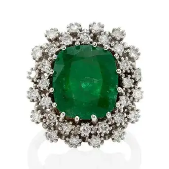 18K Gold, Emerald and Diamond Cluster Ring with GIA Report