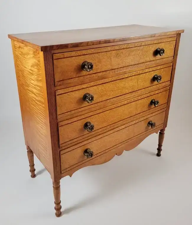 Early 19th C. New England Federal Tiger Maple & Birdseye Maple Chest of Drawers