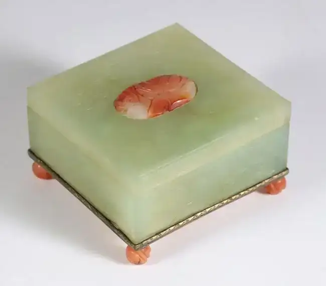 Vintage Chinese Art Deco Carved Jade and Agate Miniature Box