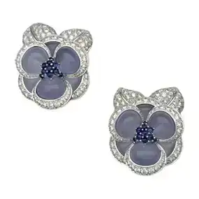 Van Cleef Arpels Platinum Blue Chalcedony Sapphire Diamond VCA Blue Gardenia Clip On Earrings w Box