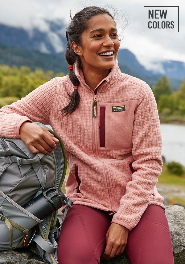 Mountain Classic Windproof Fleece Jacket.