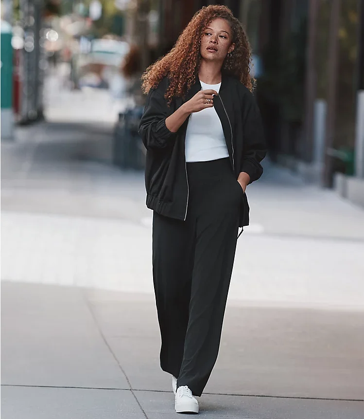 Lou & Grey Luvstretch Wide Leg Pants