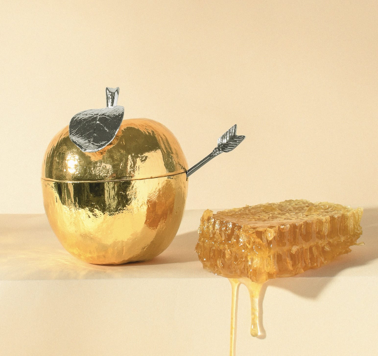 Michael Aram Apple Honey Pot