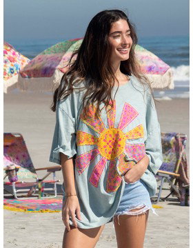 Oversized Cotton Applique Tee - Bay Sunshine