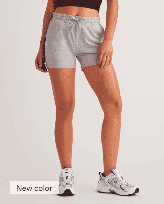 Flowknit Mid-Rise Short