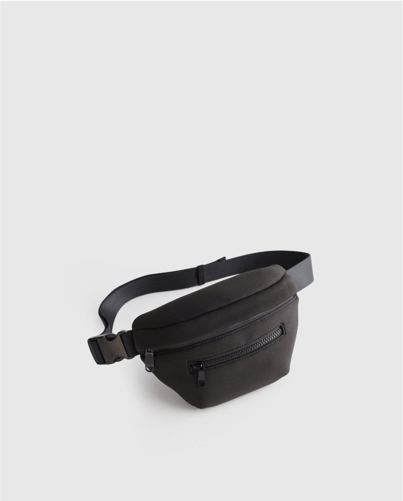 All-Day Neoprene Belt Bag