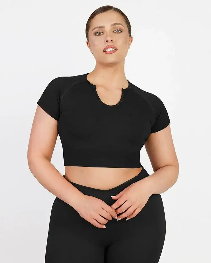 Image of PowerConceal™ Seamless Short Sleeve Top