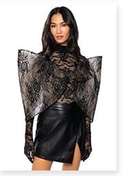 STANDING OVATION DRAMATIC LACE BOW TOP