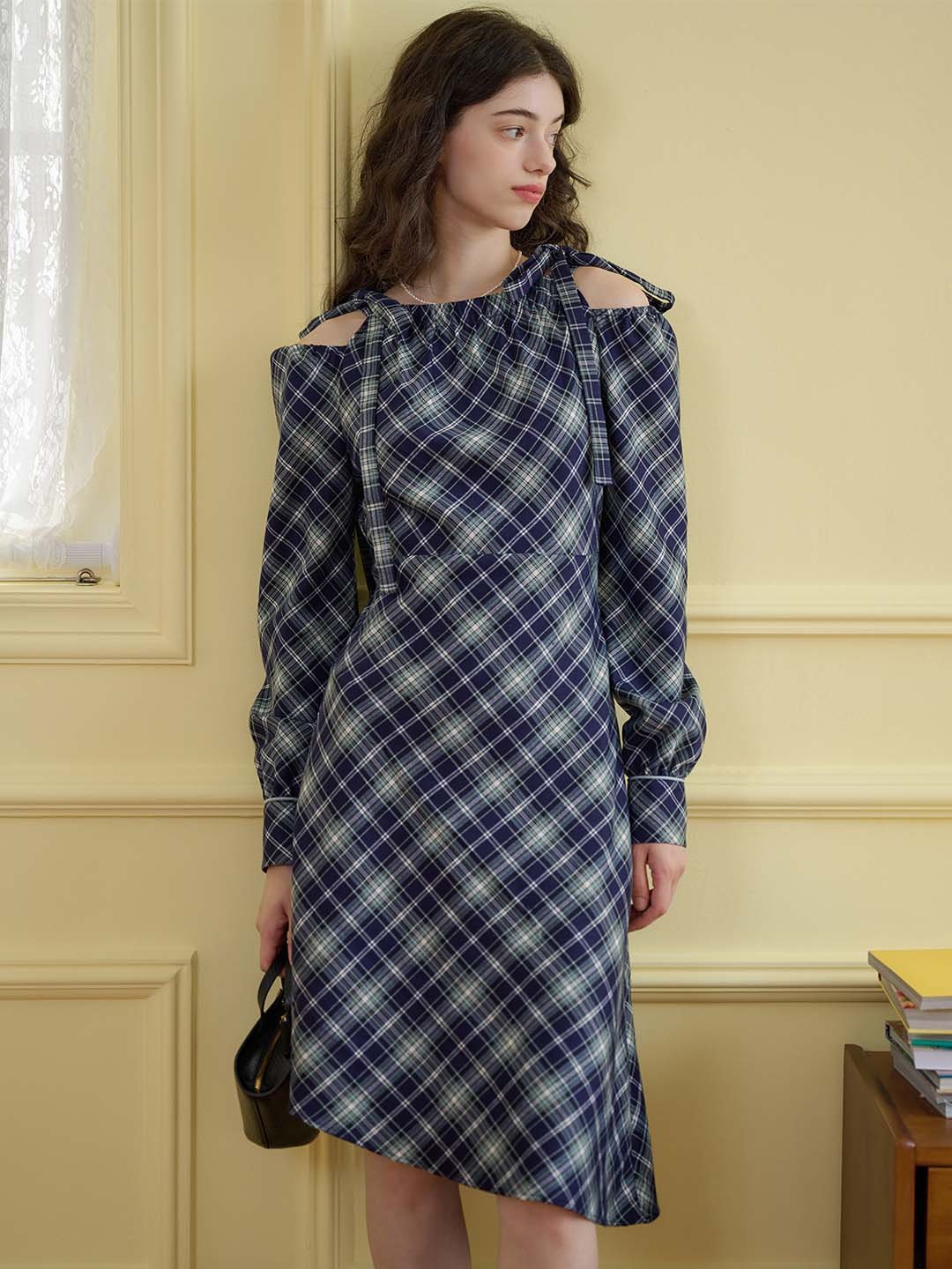 【Final Sale】Emery Plaid Print Cold Shoulder Knot Detail Dress