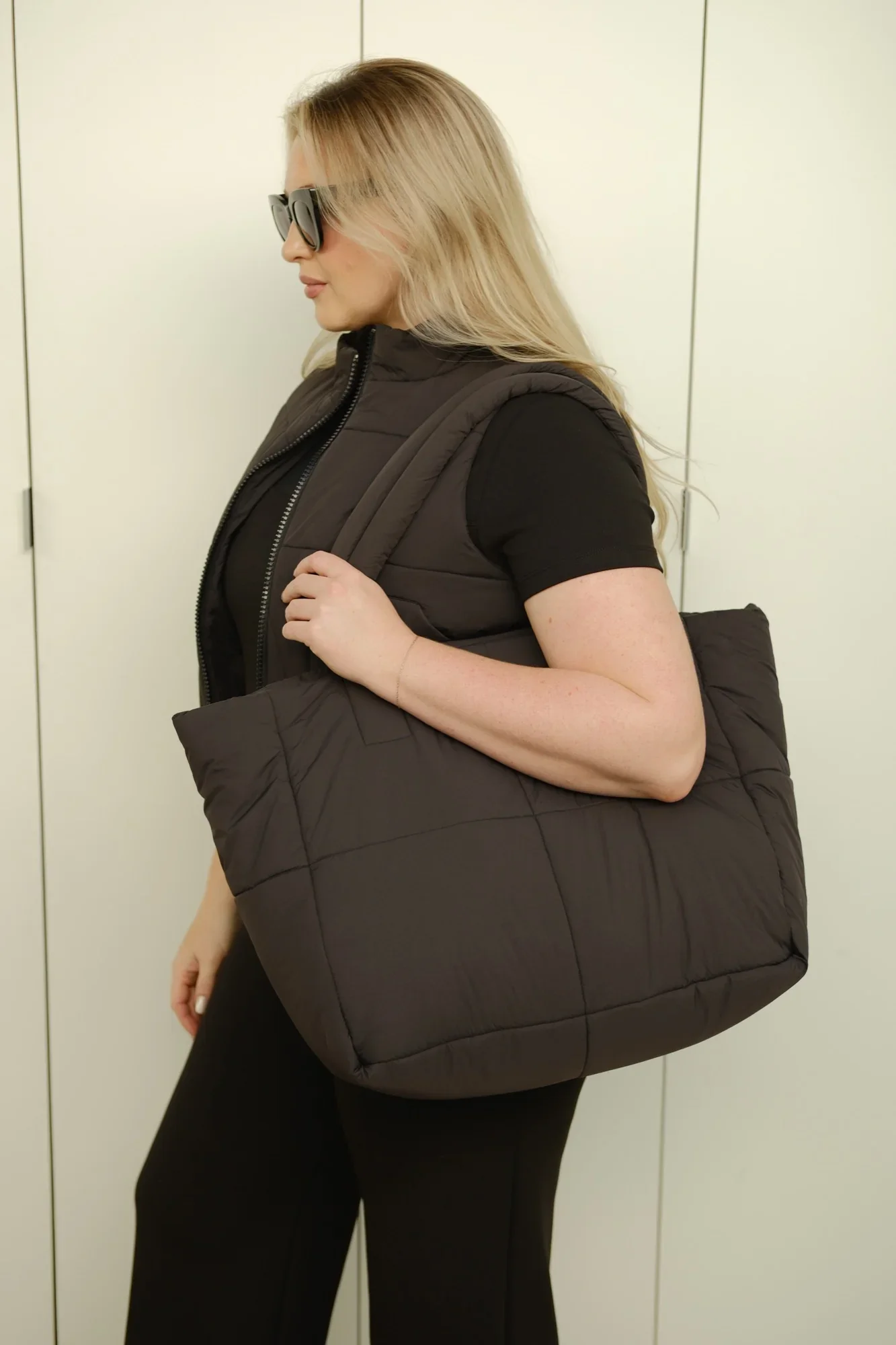 Image of On The Go Puffy Bag in Midnight Black