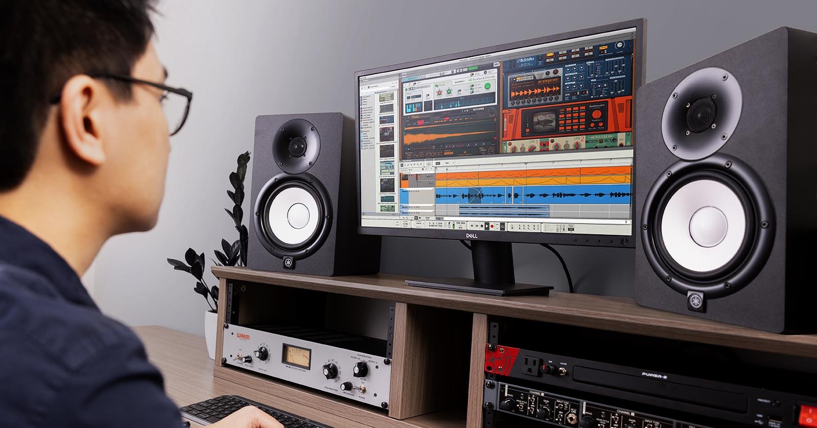 Studio Monitor Placement: 5 Tips for Optimal Sound
