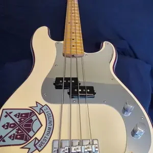Steve Harris Precision Bass - Olympic White