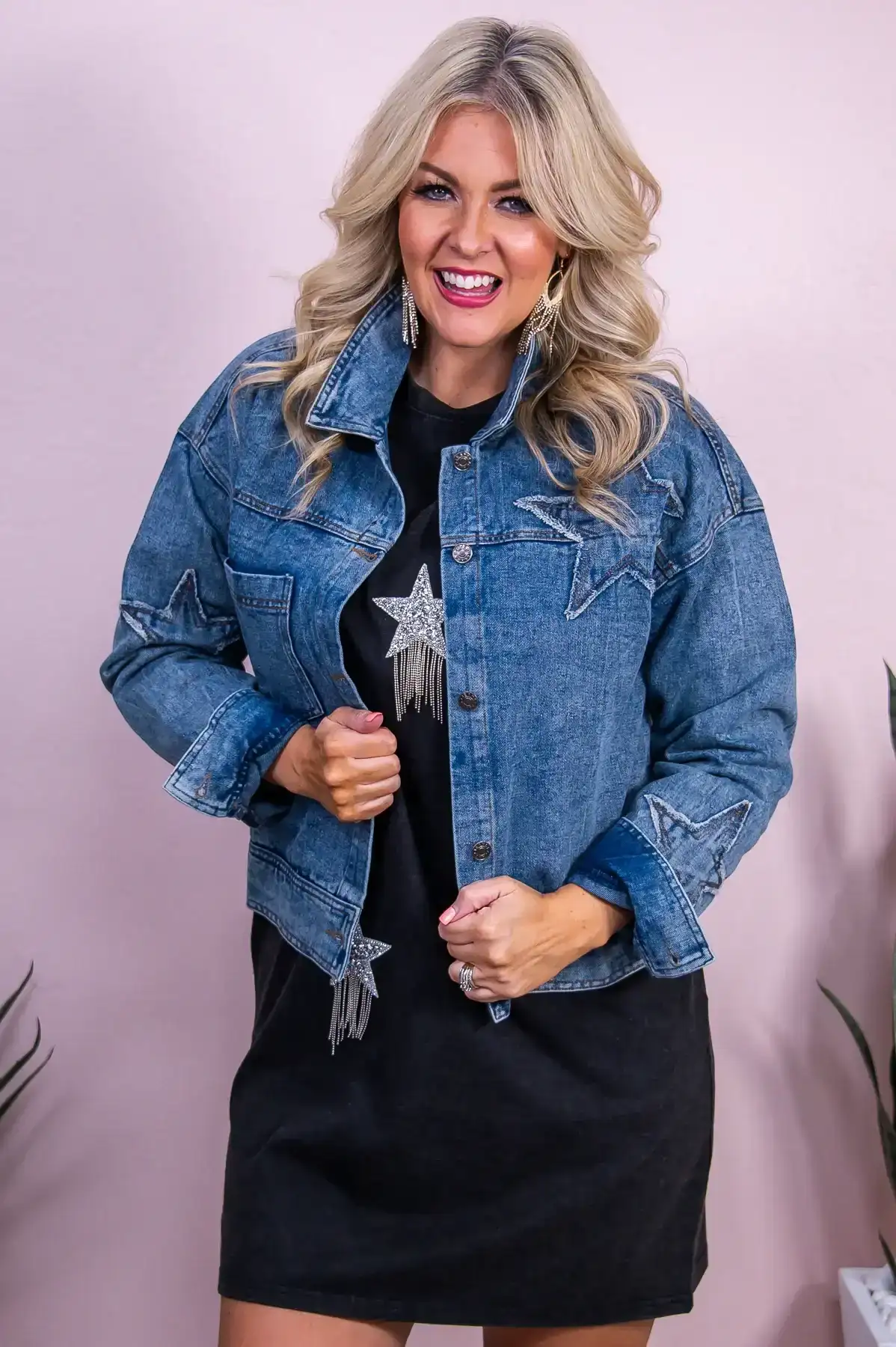 Image of Flaunting My Style Medium Denim Solid Frayed Star Jacket - O5504MDN