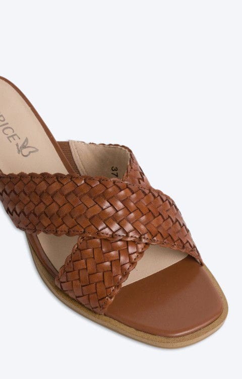 BASKET WEAVE SANDAL