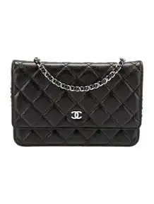 Classic Quilted Wallet On Chain