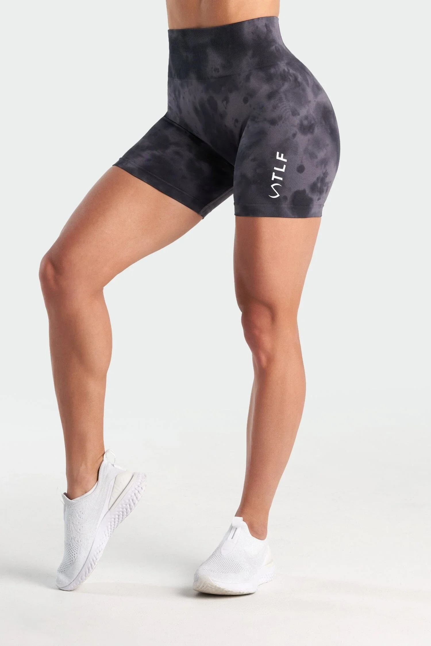 Image of Cosmic Seamless Scrunch Butt Shorts