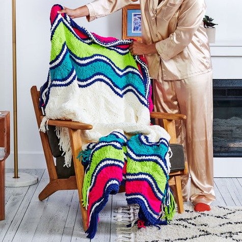 Bernat Wiggle Lines Knit Blanket