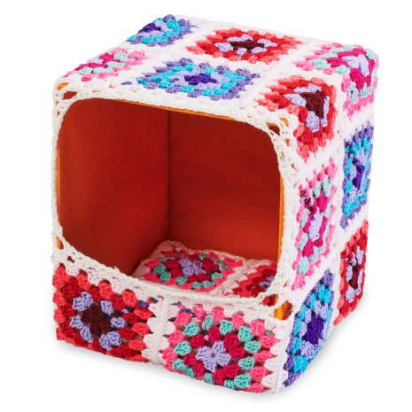 Patchwork Crochet Pet bed