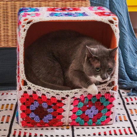 Patchwork Crochet Pet bed