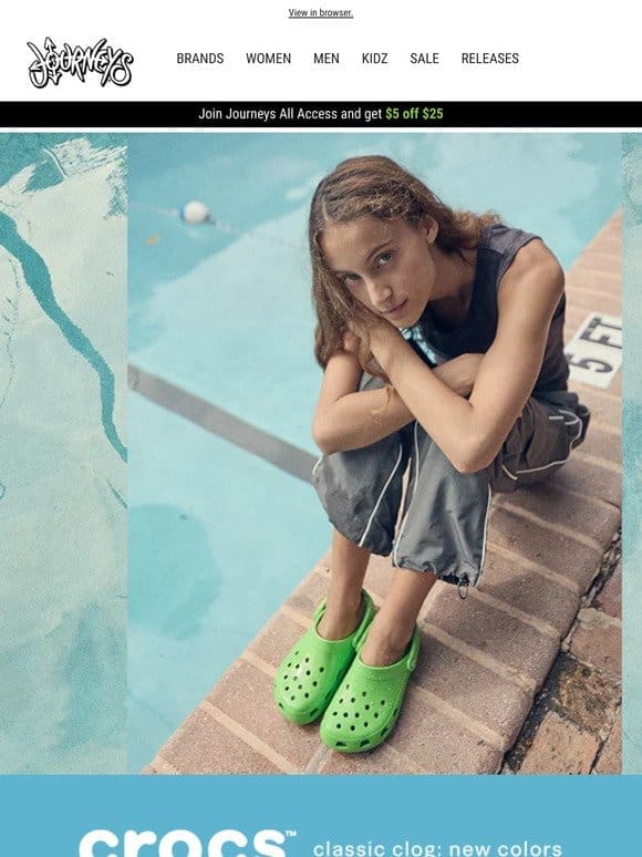 Bright     & NEW✨ from Crocs